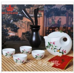 富貴天香，雅致生活 皇家新品骨瓷茶具套裝的藝術(shù)與饋贈